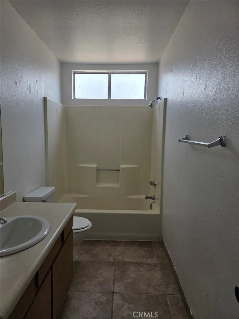 751 Higgins Road #1 Barstow, CA 92311