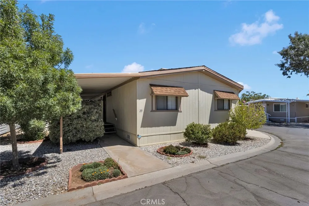 9161 Santa Fe Avenue E #29 Hesperia, CA 92345