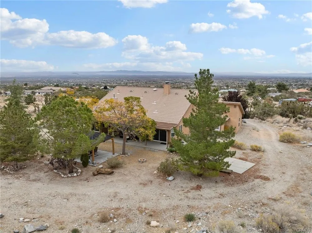 10160 Pineview Road Pinon Hills, CA 92372