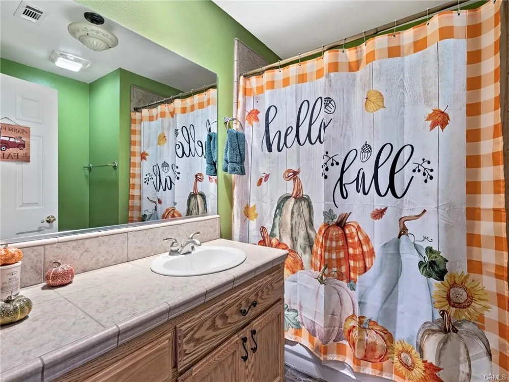 10160 Pineview Road Pinon Hills, CA 92372
