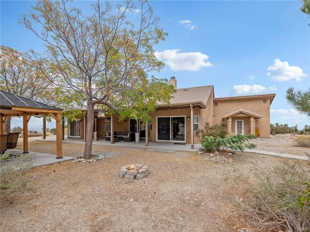10160 Pineview Road Pinon Hills, CA 92372