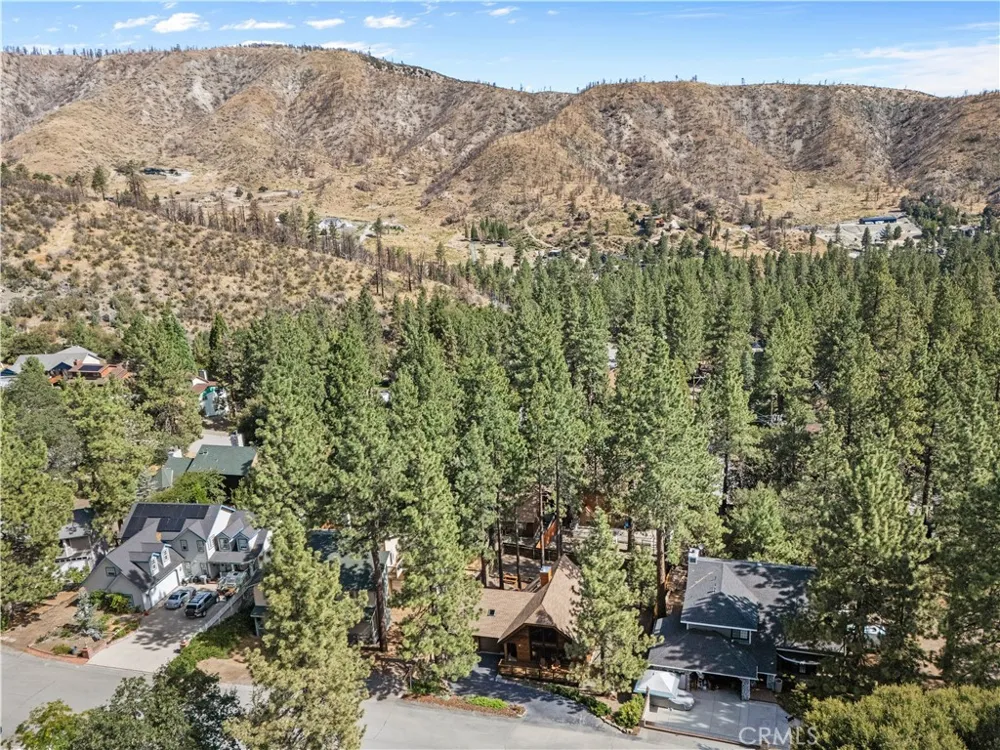 26723 Raven Wrightwood, CA 92397