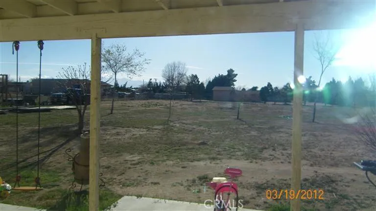11114 arroyo Hesperia, CA 92345