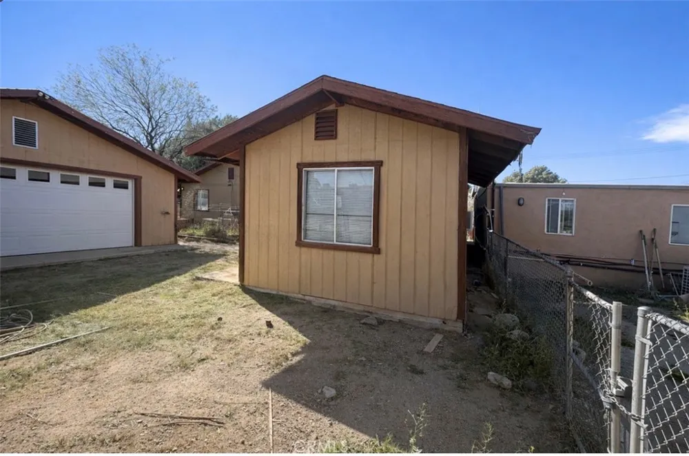 301 K Needles, CA 92363