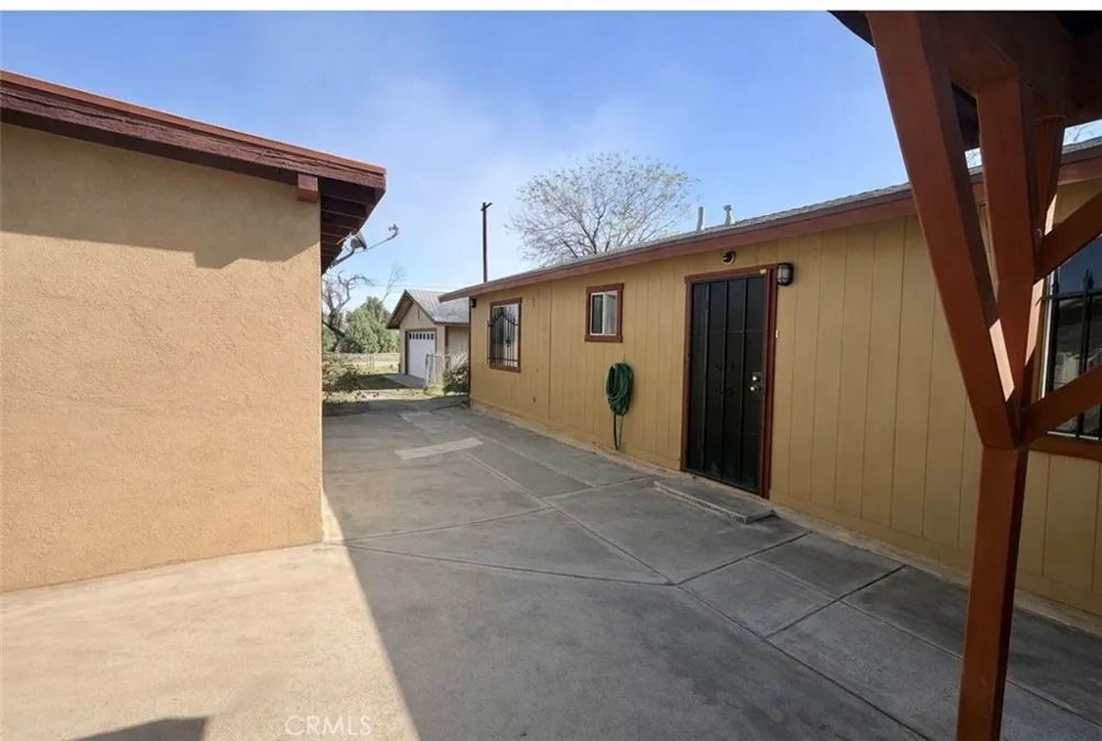 301 K Needles, CA 92363