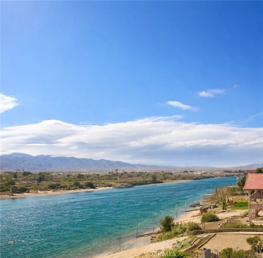 301 K Needles, CA 92363