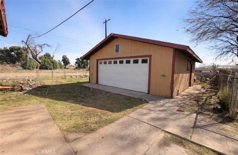301 K Needles, CA 92363