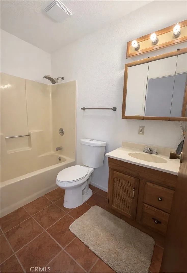 301 K Needles, CA 92363