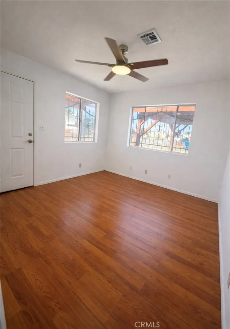 301 K Needles, CA 92363