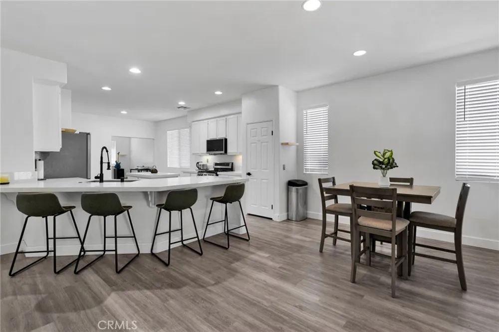 15033 Henderson Adelanto, CA 92301