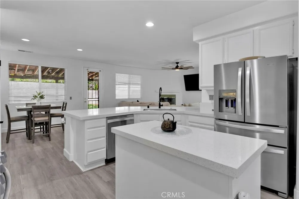 15033 Henderson Adelanto, CA 92301