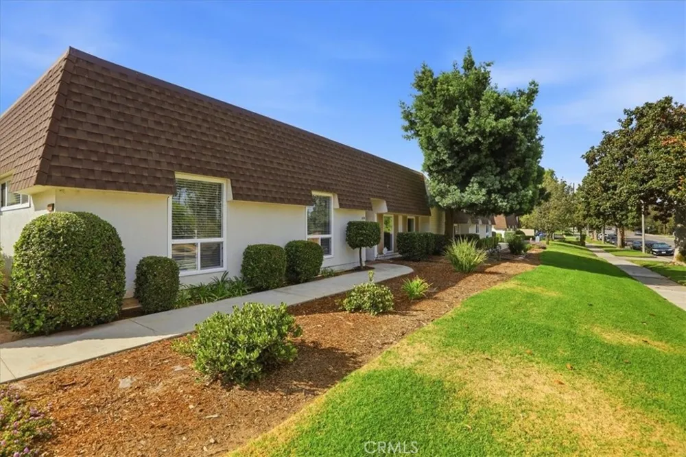 828 E Highland Avenue Redlands, CA 92374