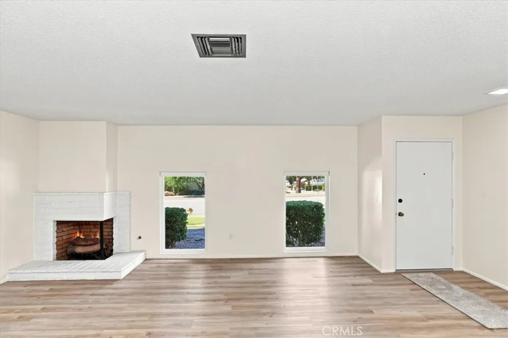 828 E Highland Avenue Redlands, CA 92374