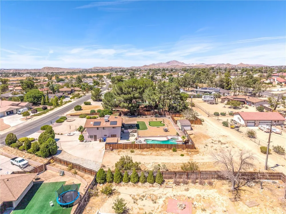 14605 Kokomo Apple Valley, CA 92307