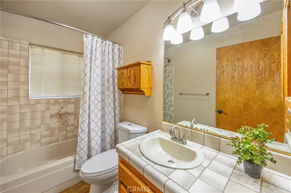 14605 Kokomo Apple Valley, CA 92307