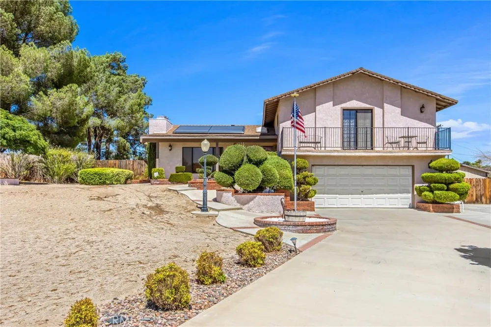 14605 Kokomo Apple Valley, CA 92307