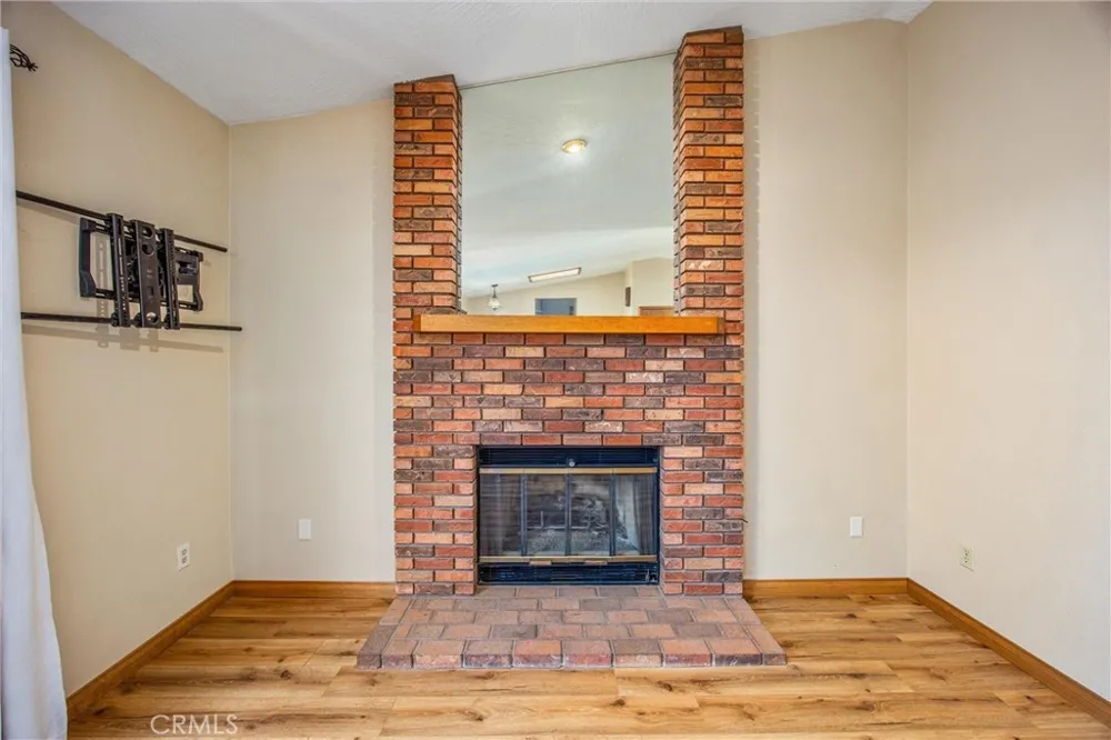 14605 Kokomo Apple Valley, CA 92307
