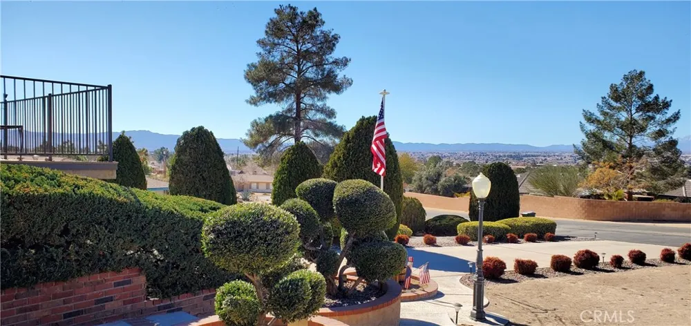 14605 Kokomo Apple Valley, CA 92307