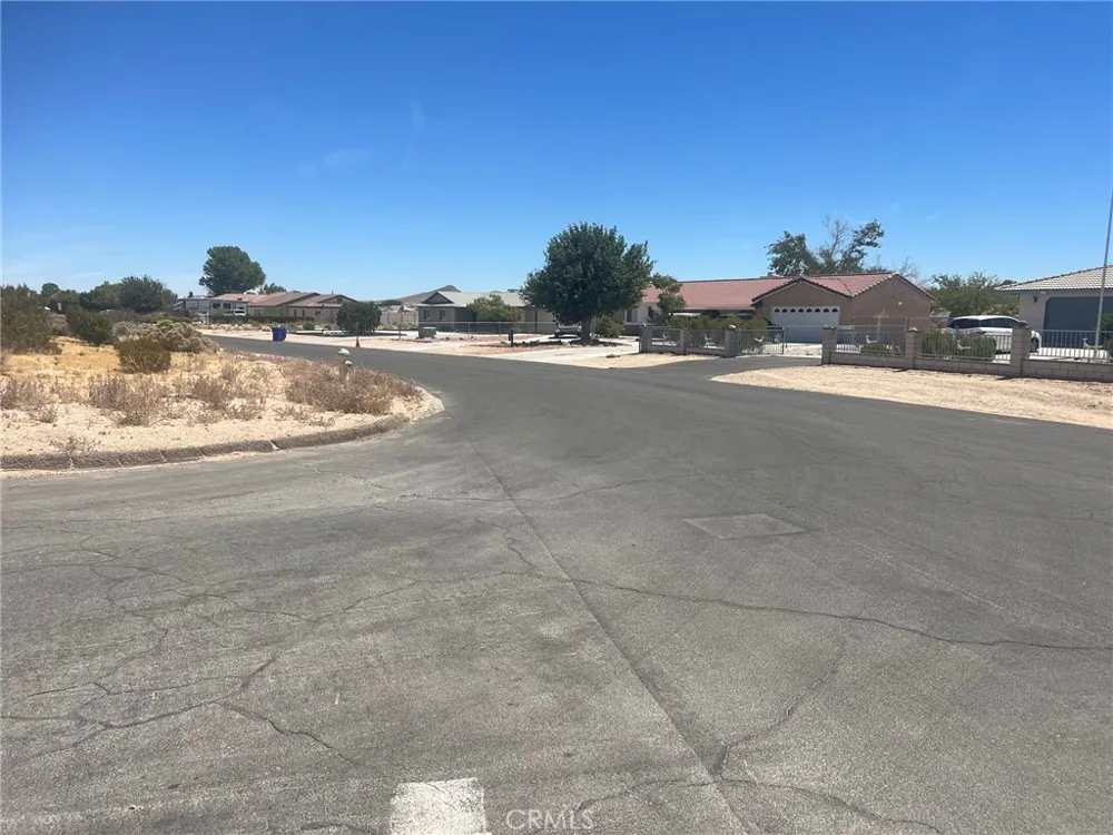 13741 Branding Iron Helendale, CA 92342