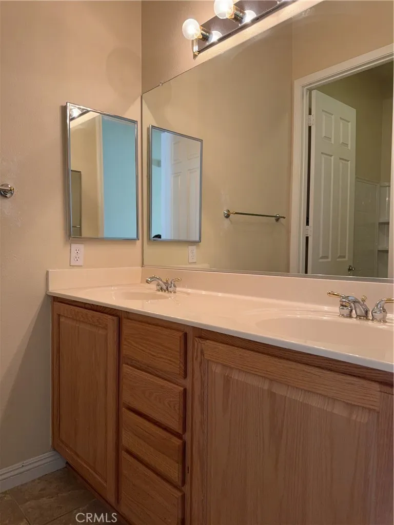 19721 Chicory Court Apple Valley, CA 92308