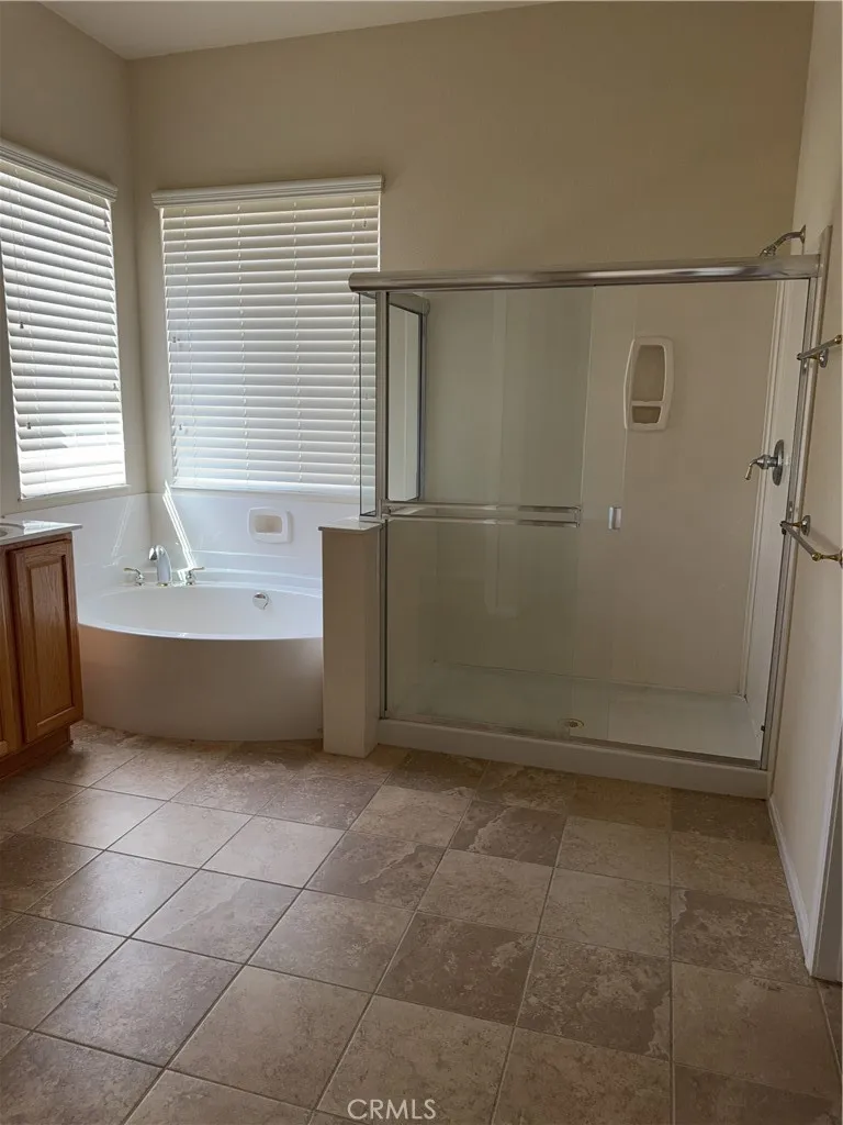 19721 Chicory Court Apple Valley, CA 92308
