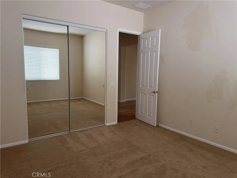 19721 Chicory Court Apple Valley, CA 92308