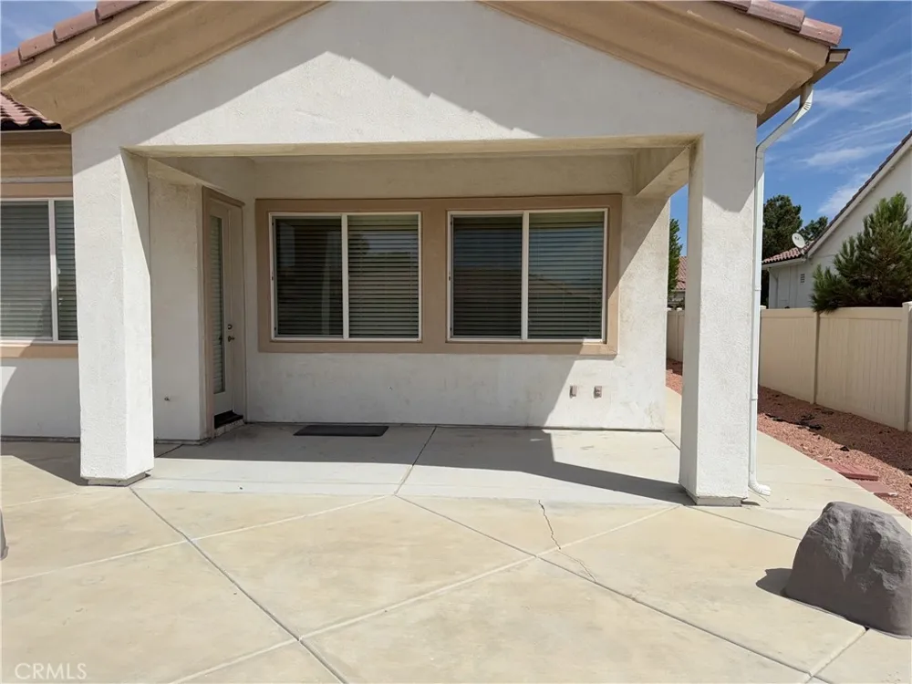 19721 Chicory Court Apple Valley, CA 92308