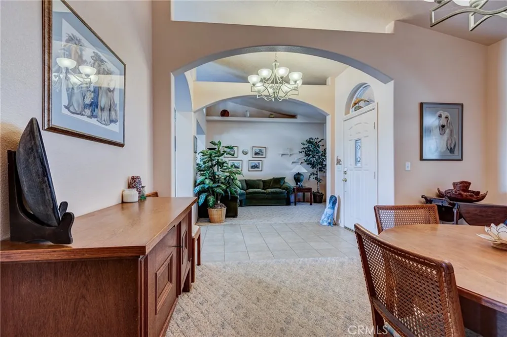 8605 Cantel Court Oak Hills, CA 92344