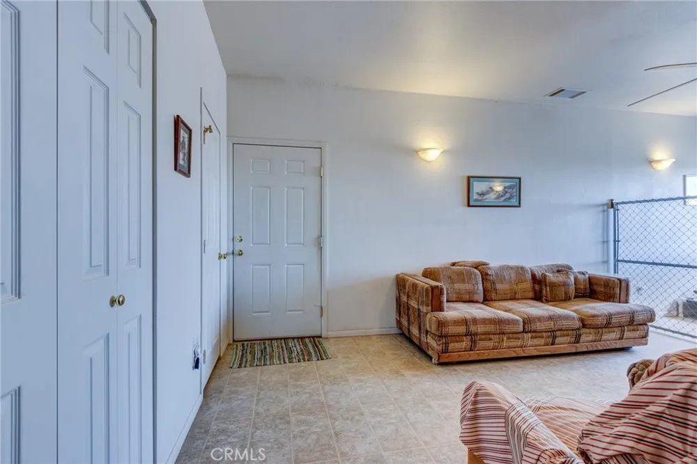 8605 Cantel Court Oak Hills, CA 92344