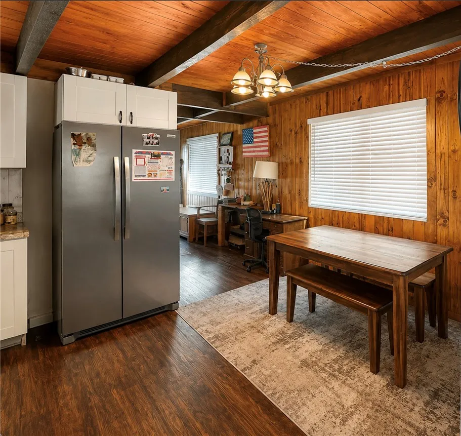 548 Riverside Sugarloaf, CA 92386