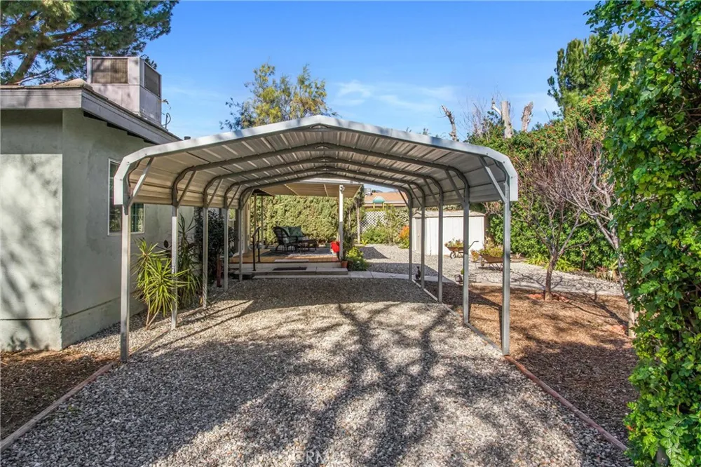 193 Maple Avenue Fontana, CA 92335