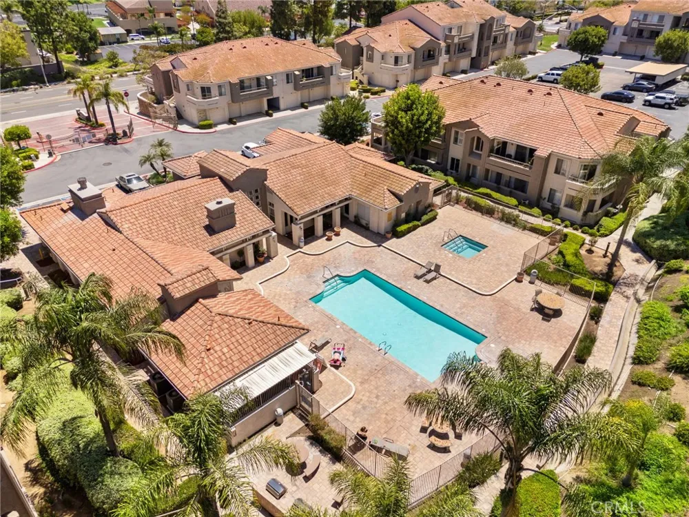 1980 Las Colinas Circle #307 Corona, CA 92879