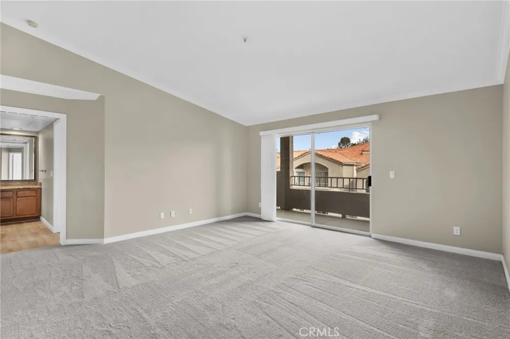 1980 Las Colinas Circle #307 Corona, CA 92879