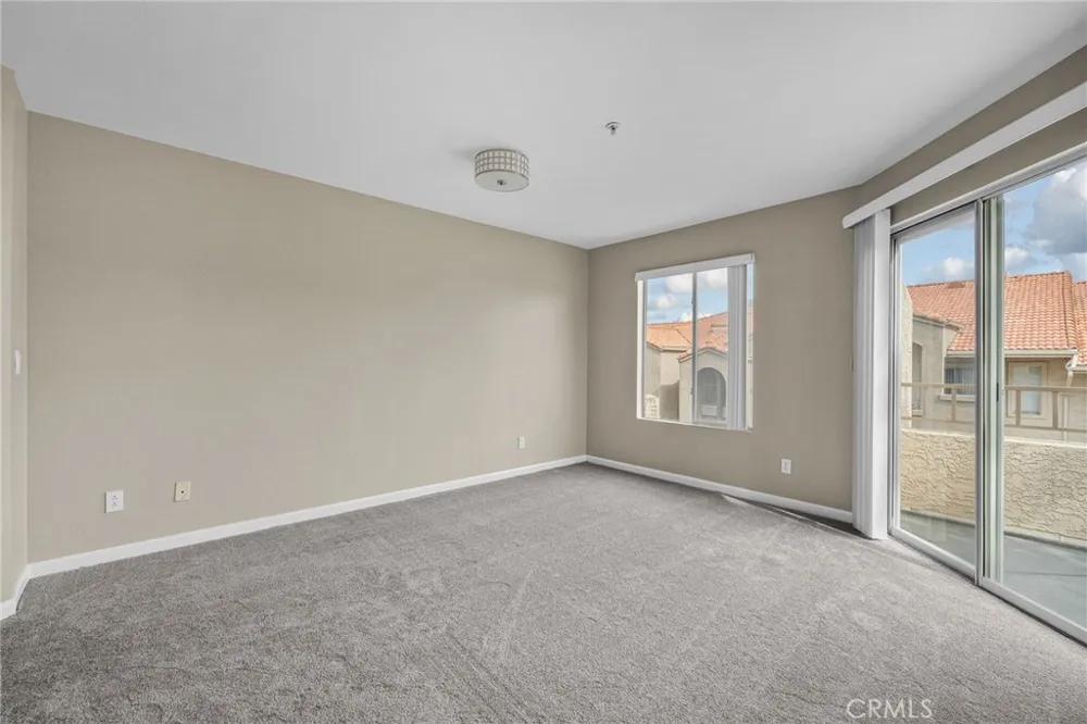 1980 Las Colinas Circle #307 Corona, CA 92879