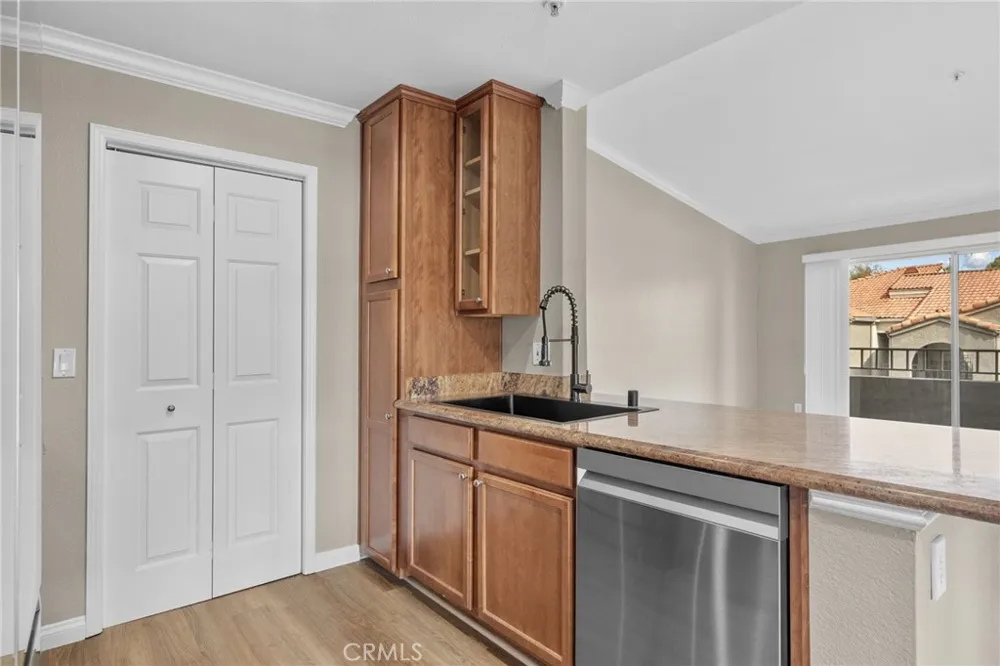 1980 Las Colinas Circle #307 Corona, CA 92879