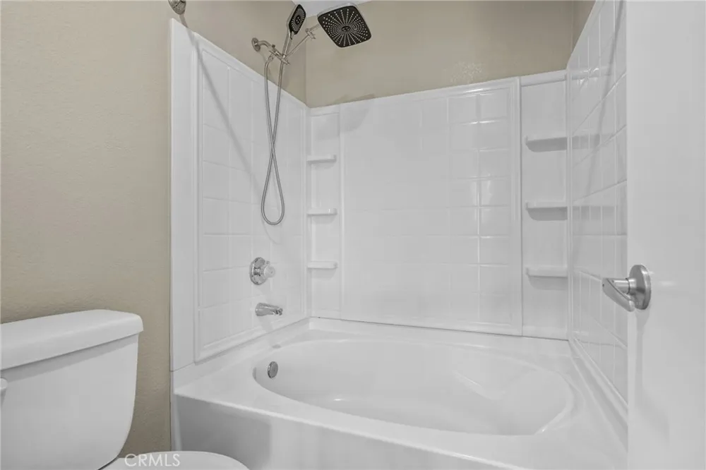 1980 Las Colinas Circle #307 Corona, CA 92879