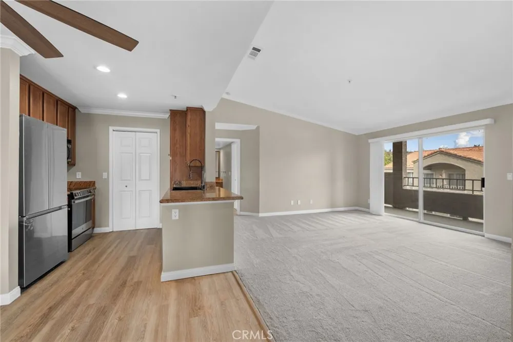 1980 Las Colinas Circle #307 Corona, CA 92879