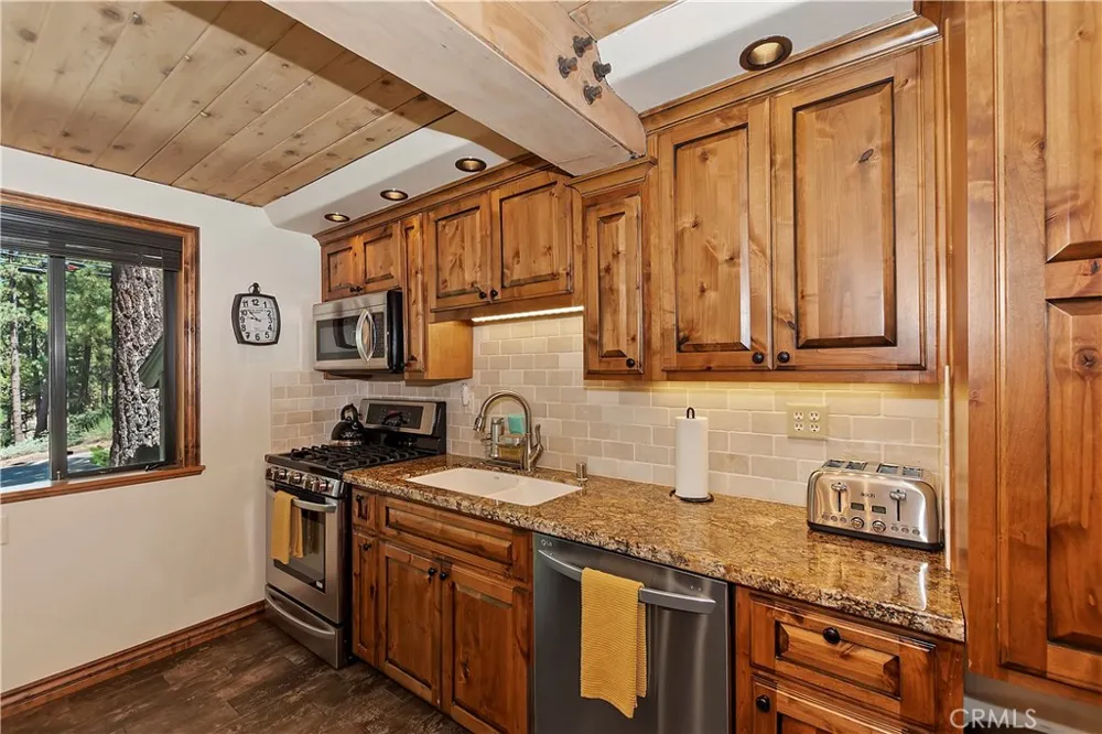 43305 Sand Canyon Big Bear Lake, CA 92315