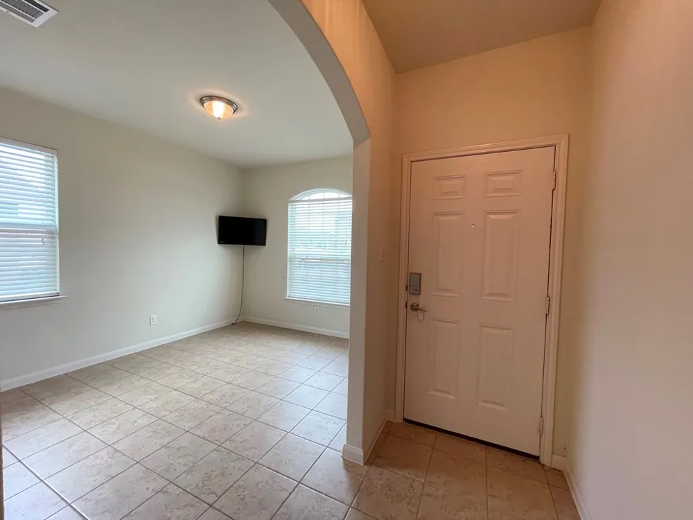 408 Farmer Lane Jarrell, TX 76537