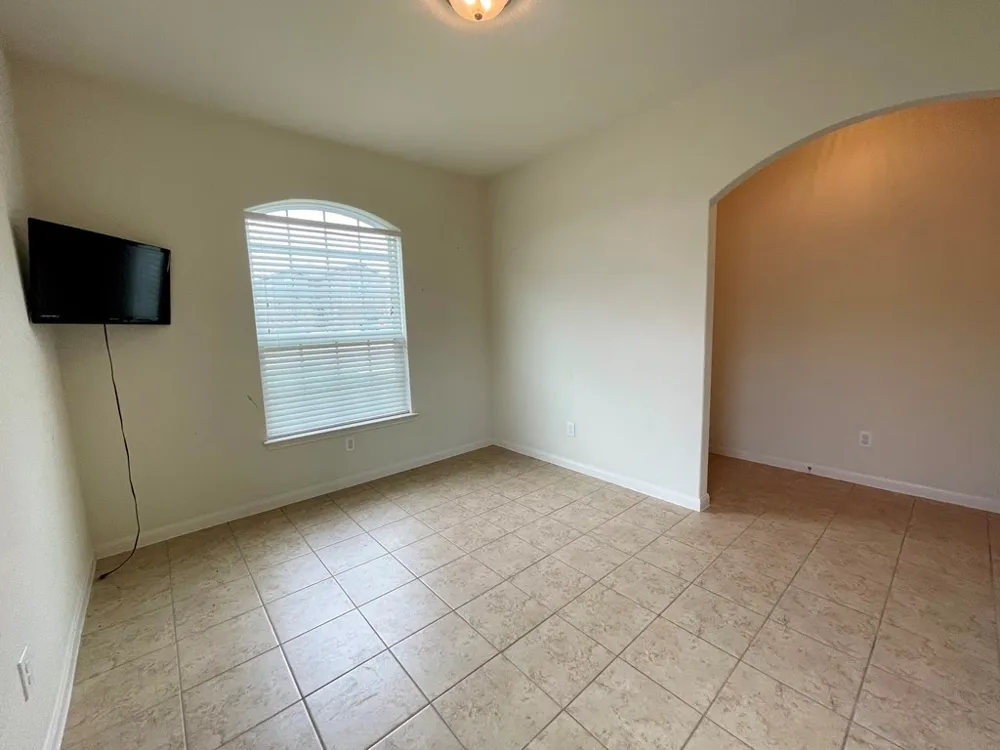 408 Farmer Lane Jarrell, TX 76537