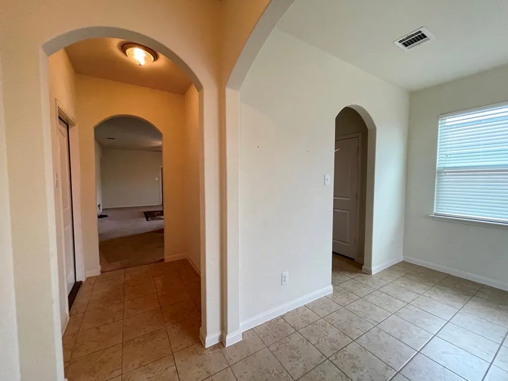408 Farmer Lane Jarrell, TX 76537