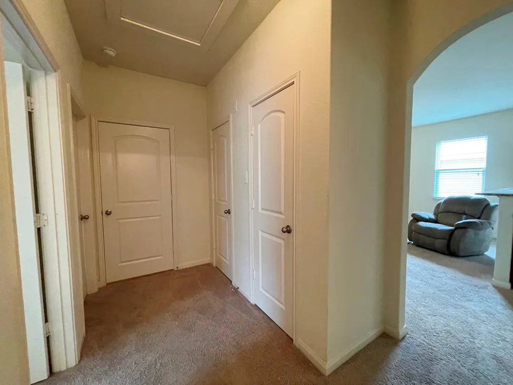 408 Farmer Lane Jarrell, TX 76537