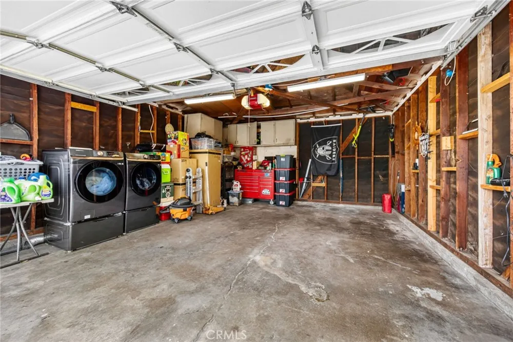 1502 Lakme Avenue Wilmington, CA 90744