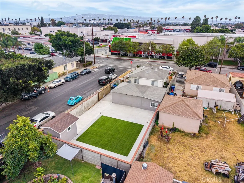 1502 Lakme Avenue Wilmington, CA 90744