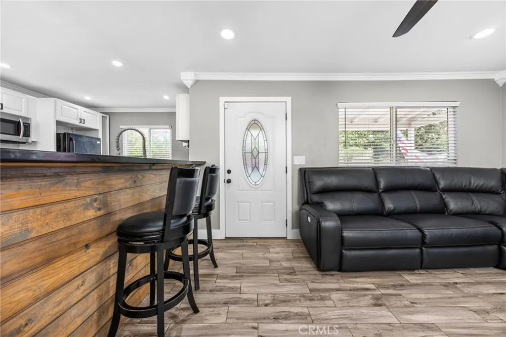 1502 Lakme Avenue Wilmington, CA 90744
