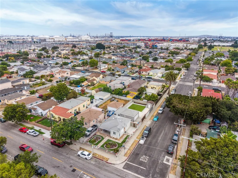 1502 Lakme Avenue Wilmington, CA 90744