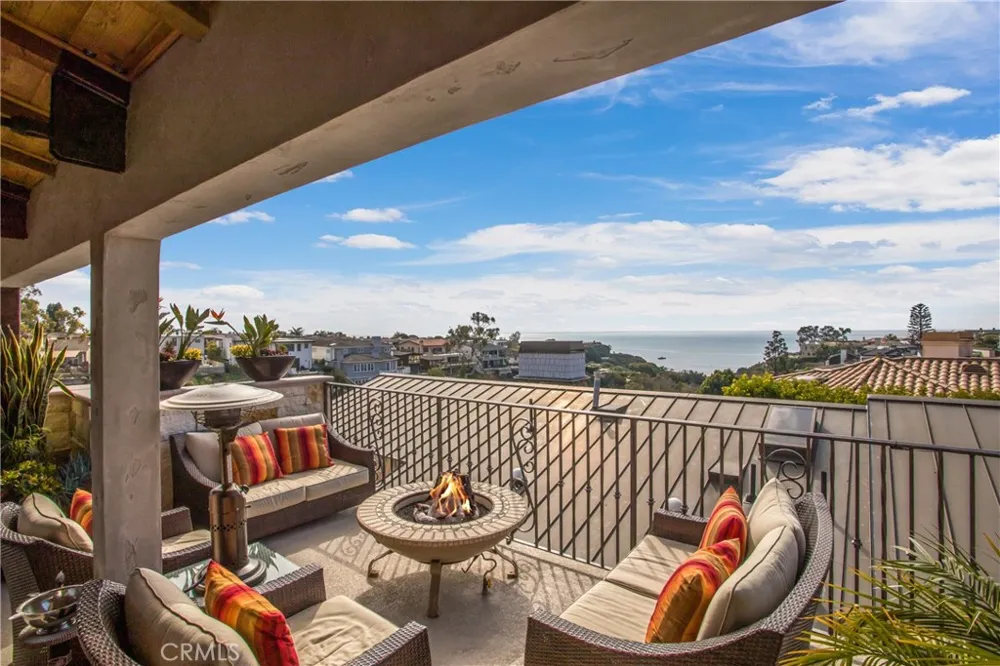 352 Hazel Drive Corona del Mar, CA 92625