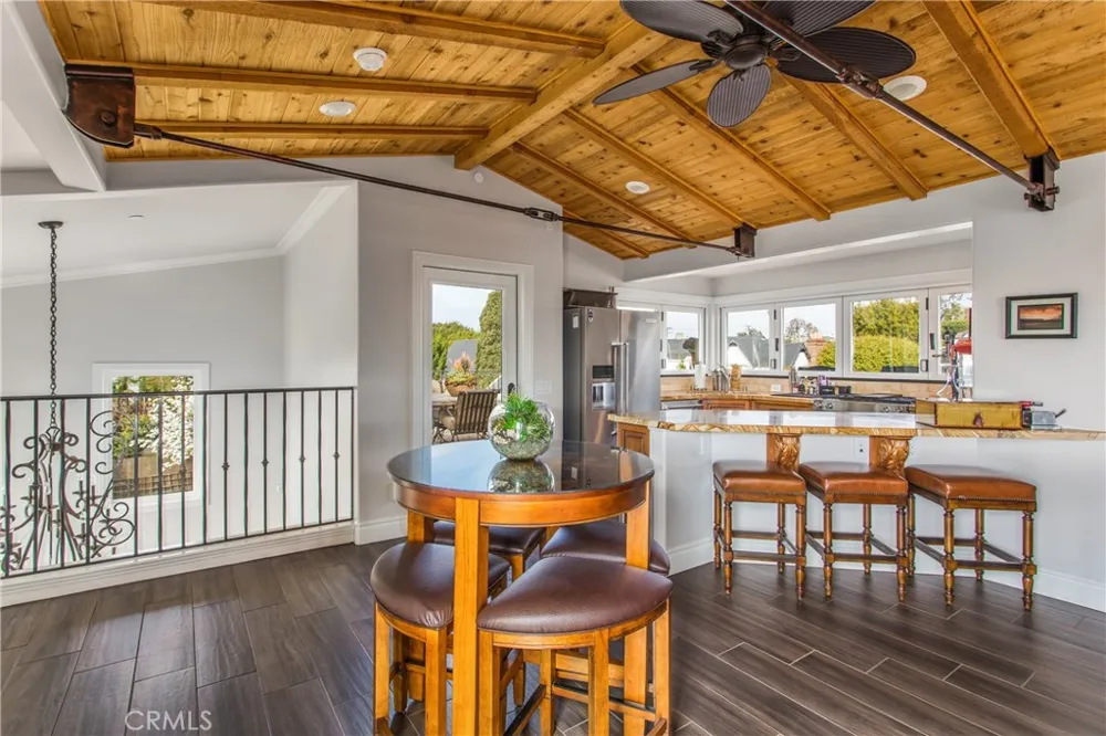 352 Hazel Drive Corona del Mar, CA 92625