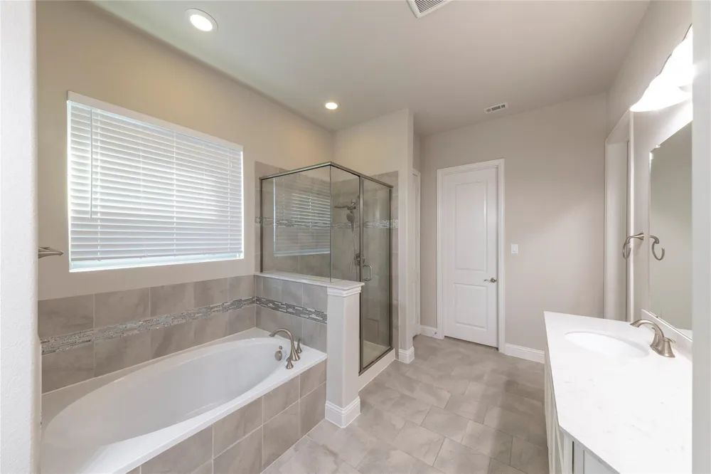 3721 Winchester The Colony, TX 75056