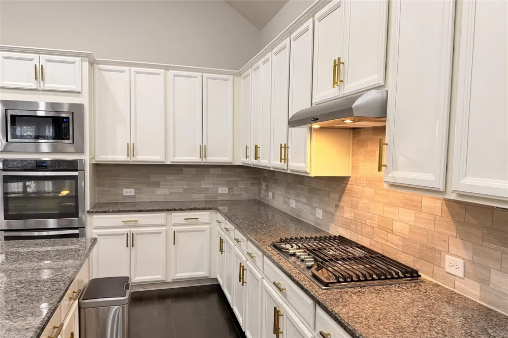 3721 Winchester The Colony, TX 75056